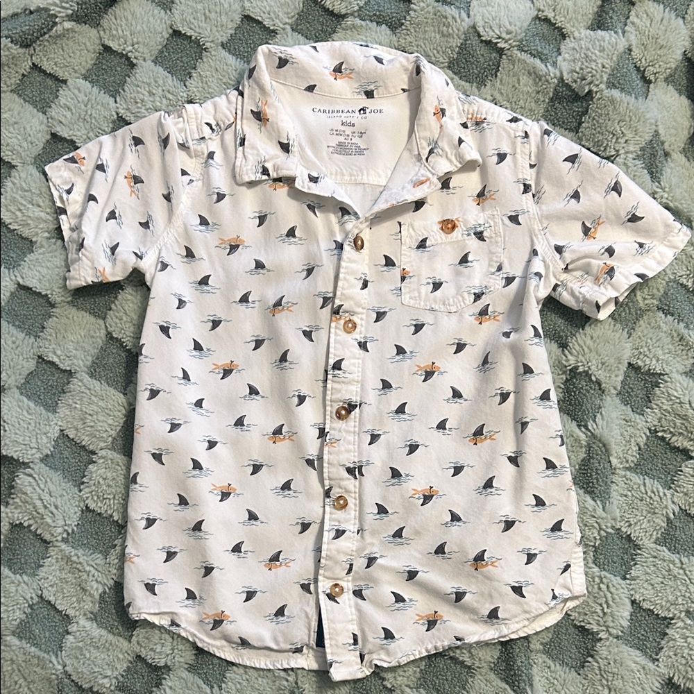 Caribbean Joe button up short sleeved shirt, boys size 7/8, cute/good condition
